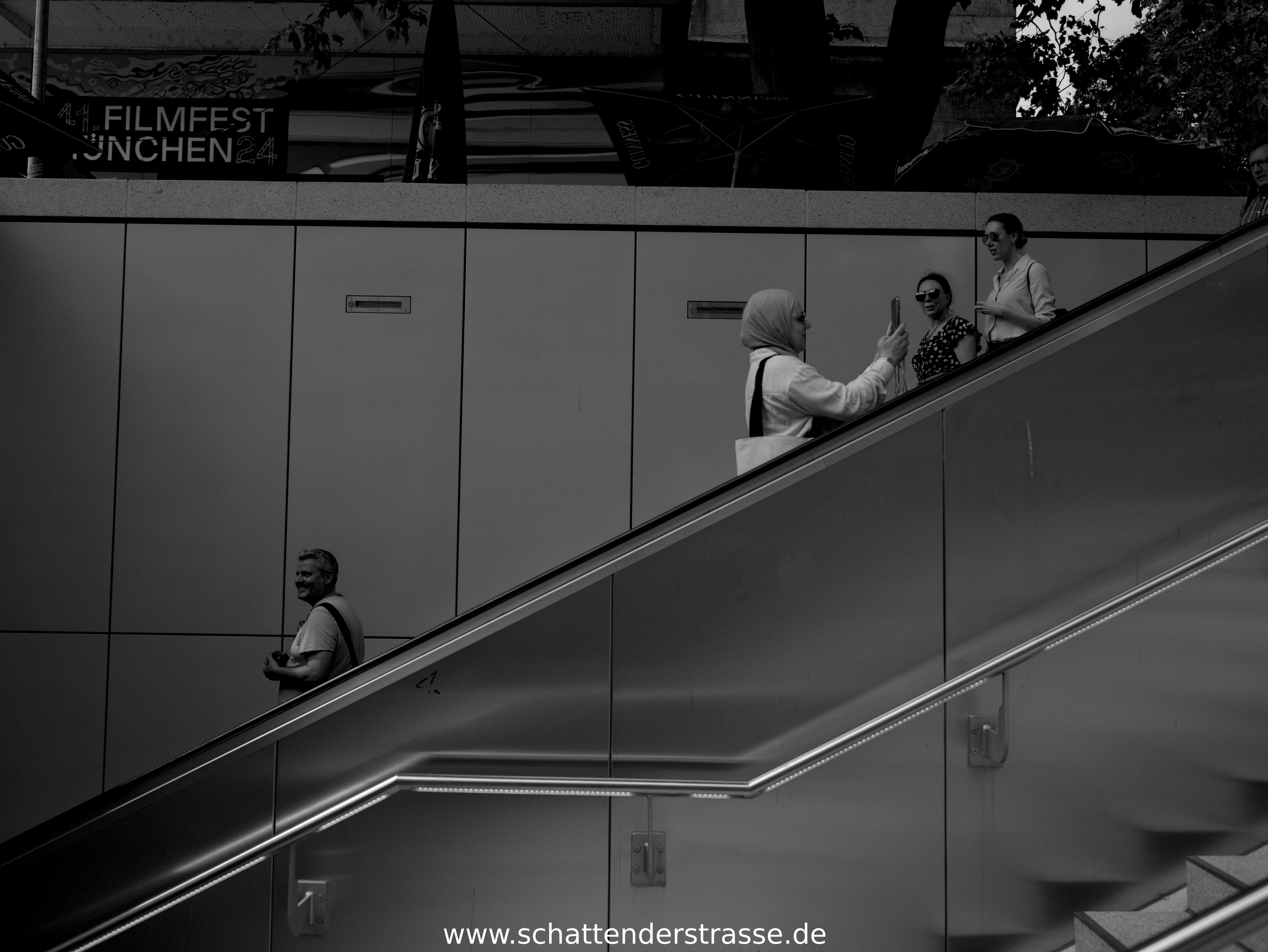 Rolltreppe_II